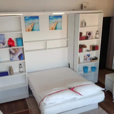 Turquoise Studio Garsoniera * מאמאיה