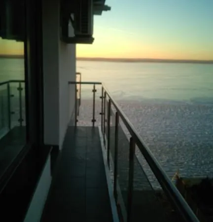 Turquoise Studio Garsoniera Apartment Mamaia